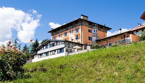 Residenza Bagni & Miramonti Aparthotel Cavalese Ngoại thất bức ảnh